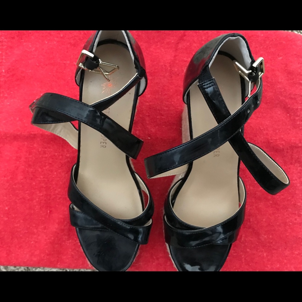 Boston Proper Sandals - Picture 2 of 5